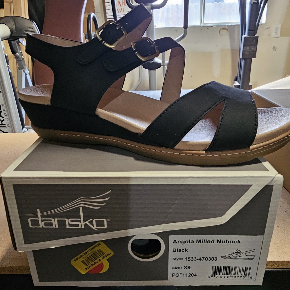 Dansko Angela Milled Nubuck Black Sandals Multiple Sizes Available